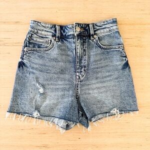 Zara Women’s Distressed Jean Shorts
